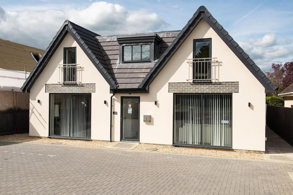Maisy Lodge - Two Bed Lux Flat - Parking, Netflix, Wifi - Close To Blenheim Palace & Oxford - F2 Кідлінґтон Екстер'єр фото