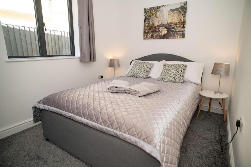 Maisy Lodge - Two Bed Lux Flat - Parking, Netflix, Wifi - Close To Blenheim Palace & Oxford - F2 Кідлінґтон Екстер'єр фото