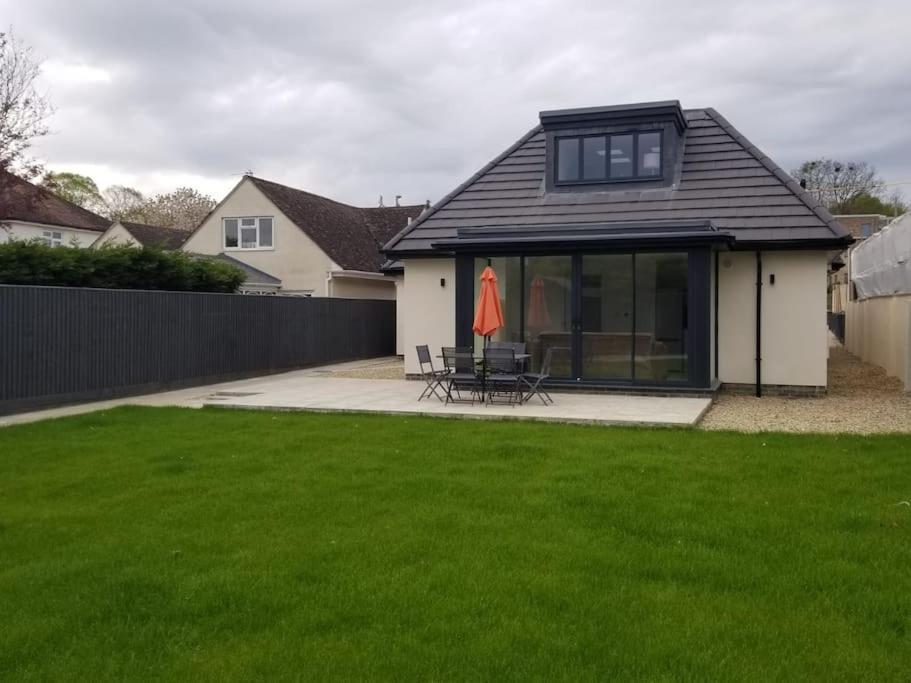 Maisy Lodge - Two Bed Lux Flat - Parking, Netflix, Wifi - Close To Blenheim Palace & Oxford - F2 Кідлінґтон Екстер'єр фото